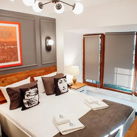 Istiklal Street Taksim House Yamalya Hotel Istanbul Exterior photo